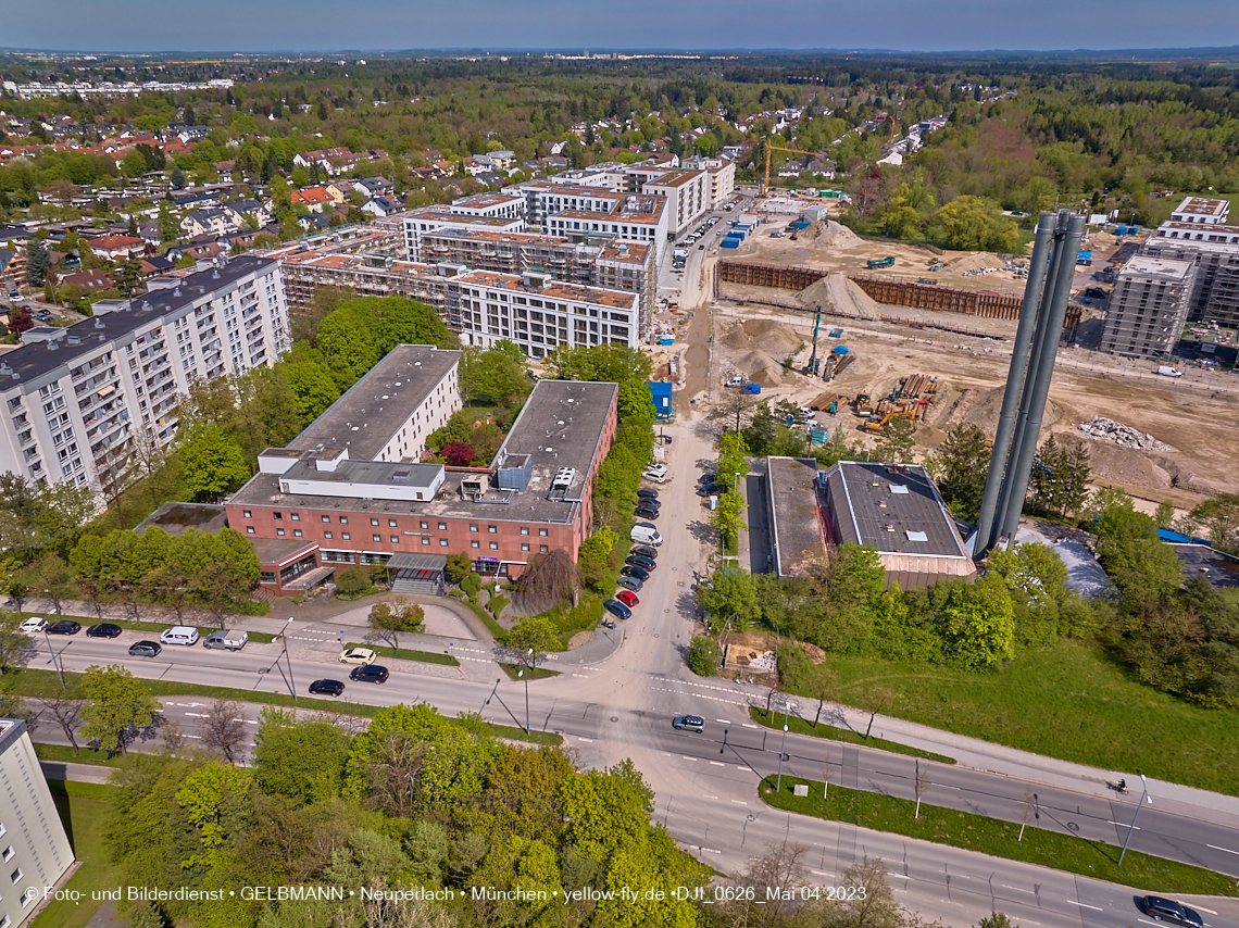 04.05.2023 - Luftbilder vom Alexisqaurtier und Pandion Verde in Neuperlach